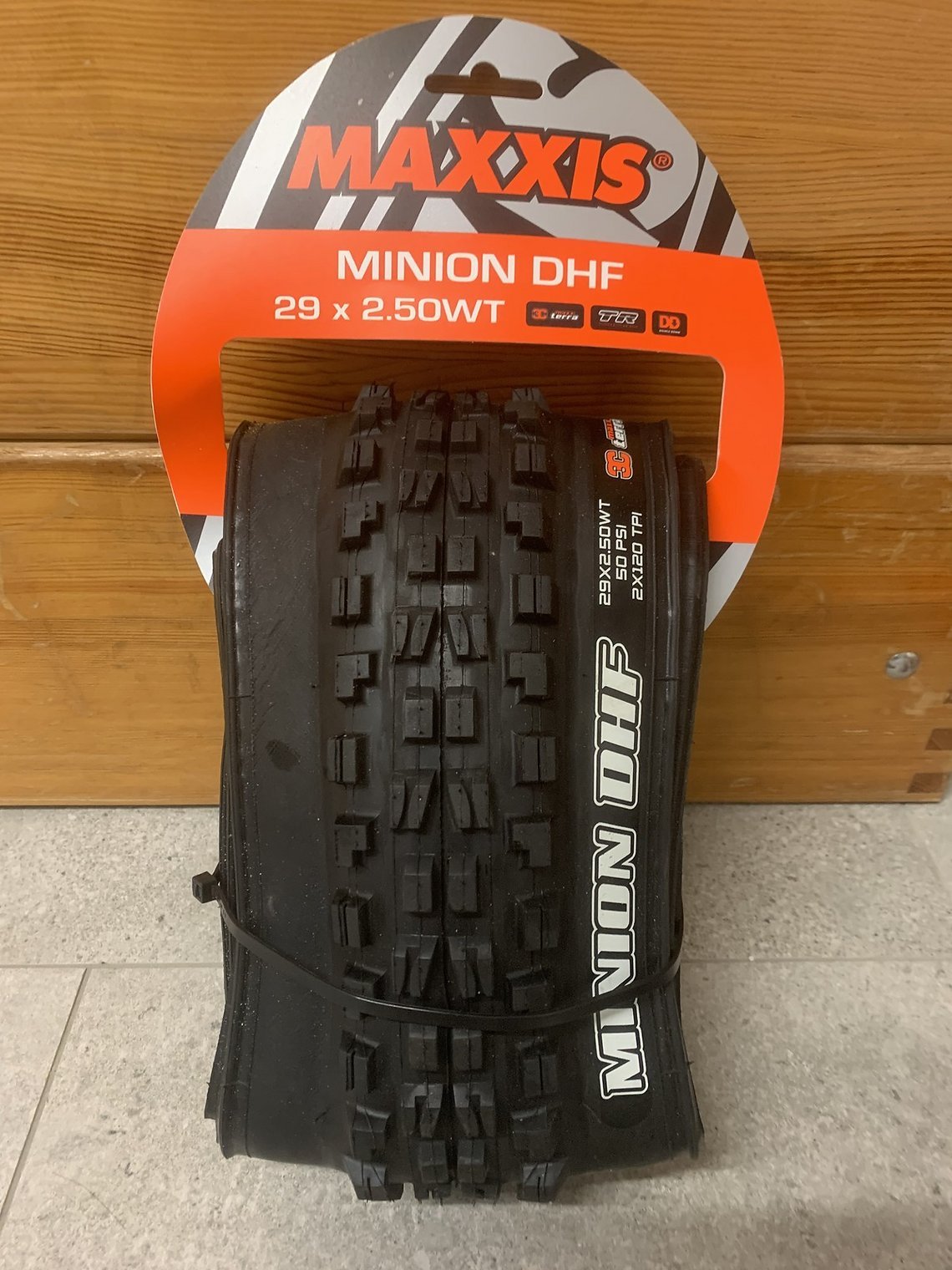 maxxis dhf 29 2.4