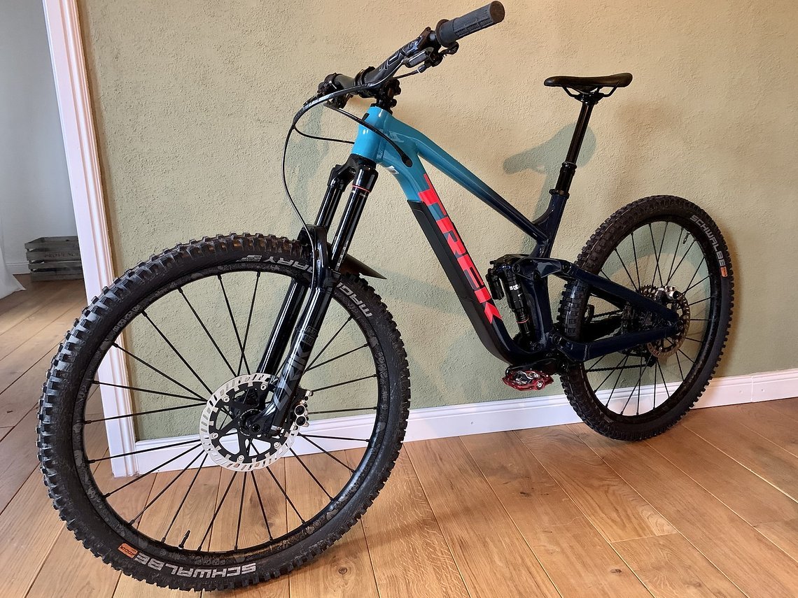 trek slash 2021 9.8