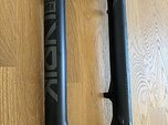 RockShox Lyrik Select+ Charger 3 RC2 140mm 29"