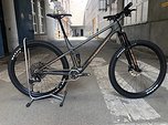 Transition Bikes Spur Carbon X01 | Large | Black Powder Testbike