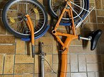 Unbekannter Hersteller Klapprad *neu lackiert* defekt