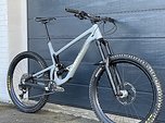 Santa Cruz Bicycles Bronson