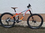 Giant Reign 2 LTD
