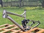 Banshee Titan V3.2 Gr. L Rahmen mit Fox X2