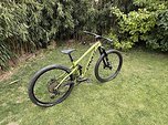 Pivot Cycles Switchblade Größe M. Rahmen und einige Teile neu. -1.5" Steuersatz