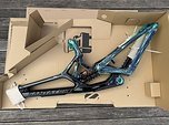 Santa Cruz Bicycles V10 Frame