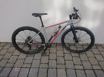 Radon ZR Team, M