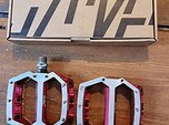 Nukeproof HORIZON PRO SAM HILL ENDURO PEDALS red