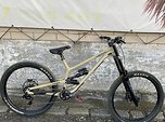 *** Commencal Furious *** Large