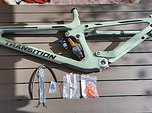 Transition Bikes Bikes 29 V2 Sentinel FOX X2 Factory Trunnion 205mm / 62, 5 mm OVO NEU!