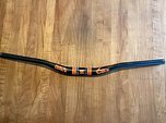 Race Face Sixc Carbon Lenker 35mmx760mm 35mm rise orange