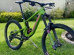 Santa Cruz Nomad V5 Green Enduro Bike Freeride Zeb 180mm