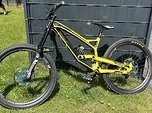 YT Industries Tues