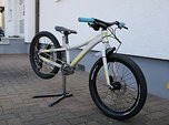 Supurb BO20 Kinderfahrrad MTB 10-fach Hydr. Scheibenbremsen