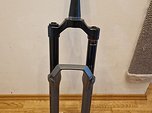 RockShox ZEB Ultimate RC2 29" 180mm eMTB-Gabel tapered 1,8" auf 1 1/8" Grau