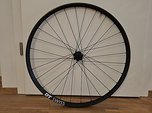 DT Swiss XM1700 Spline 27.5" Hinterrad Centerlock