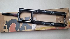 Marzocchi Bomber Z1, 27.5in, 180mm, Grip, Sweep-Adj