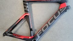 Focus Izalco Chrono MAX 1.0 TT 28 Zoll Carbon Neu