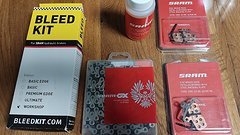 SRAM Bremsbeläge, GX Kette, DOT 5.1, Bleed Kit