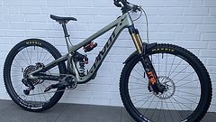 Pivot Cycles Firebird Custom neuwertig.
