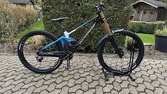 Mondraker Summum RR Carbon 29 Zoll Modell 2024 Downhill MTB *TOP*