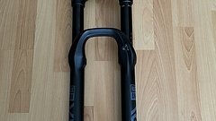 RockShox Yari RC, Luft, Federweg= 160 mm,  1 1/8" - 1 1/2" tapered, Boost