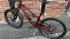 Deviate Claymore Enduro Bike // Rowan Red // Size L // mit EXT Fox XTR