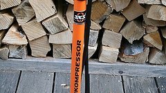 SKS Standluftpumpe Rennkompressor ORANGE