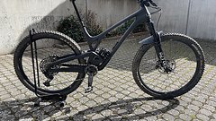 Evil Bikes Offering V2 in Größe L Wasabi grau