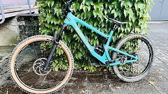 Santa Cruz Bicycles Bronson V3 CC L