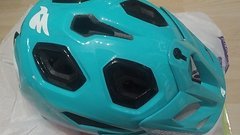 Bluegrass Golden Eyes Enduro AM & Trail Helm Mint Türkis Teal L/XL 56-63 cm