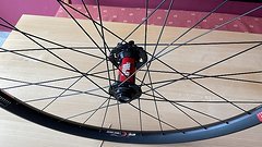 DT Swiss EX511 240s 27,5 IS 15x110 Boost 32 Loch Laufrad