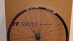 DT Swiss E1900 Spline 27.5" Vorderrad mit Boost 110x15mm 6-Loch 370 Nabe