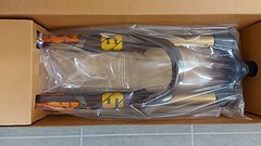 Fox Racing Shox 36 Factory Float 160mm GRIP2