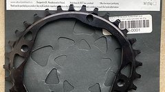 Absoluteblack OVAL 104BCD narrow-wide chainring 32T