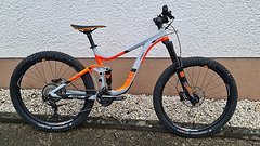 Giant Reign 2 LTD