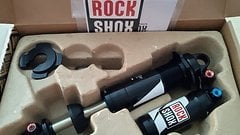 RockShox Vivid Coil R2C / 240x76mm NEU