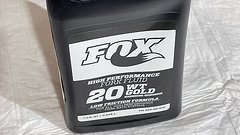Fox 20wt 20 wt Gold Gabelöl 0,946L neu/ungeöffnet