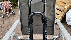 RockShox Yari RC 27,5" 160 mm 46mm