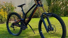 Antidote Darkmatter Custom Raw Carbon Gr. M Fox 40 DHX2 Mt7 Seltenheit!