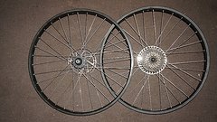 Alexrims 26"  DM24 Disc Laufradsatz MTB Dirtbike 8-fach Räder Dirt