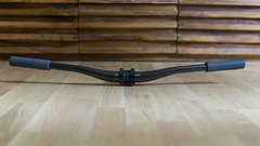 Beast Components Riser Bar 25mm + Vorbau