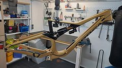 Orbea Rallon 2023 XL Rahmenset Gold mit Fox Float X2 Factory Kashima