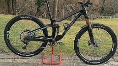 Devinci Django Medium / Custom