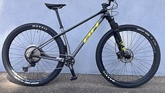 Bh -Bikes Ultimate RC 7.7 Carbon, RH XL , Shi XT 12-G, XT-Disc, Fox 34,