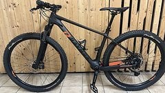 Raymon Sevenray 8.0 Gr. M Carbon MTB Bike Hardtail NP 2399 € NEU