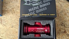 KCNC Innenlager BB92 PressFit für Hollowtech 2 | 24 mm Welle rot