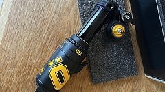 Öhlins TTX 2 Air Trunnion 205x65mm NEU & UNGEFAHREN