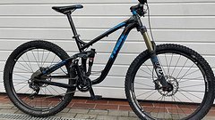 Trek REMEDY 8 Freeride Fully Gr. M 150mm FOX, XT