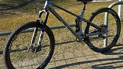 YT Industries Izzo Core 2 Gr. L EISBLAU